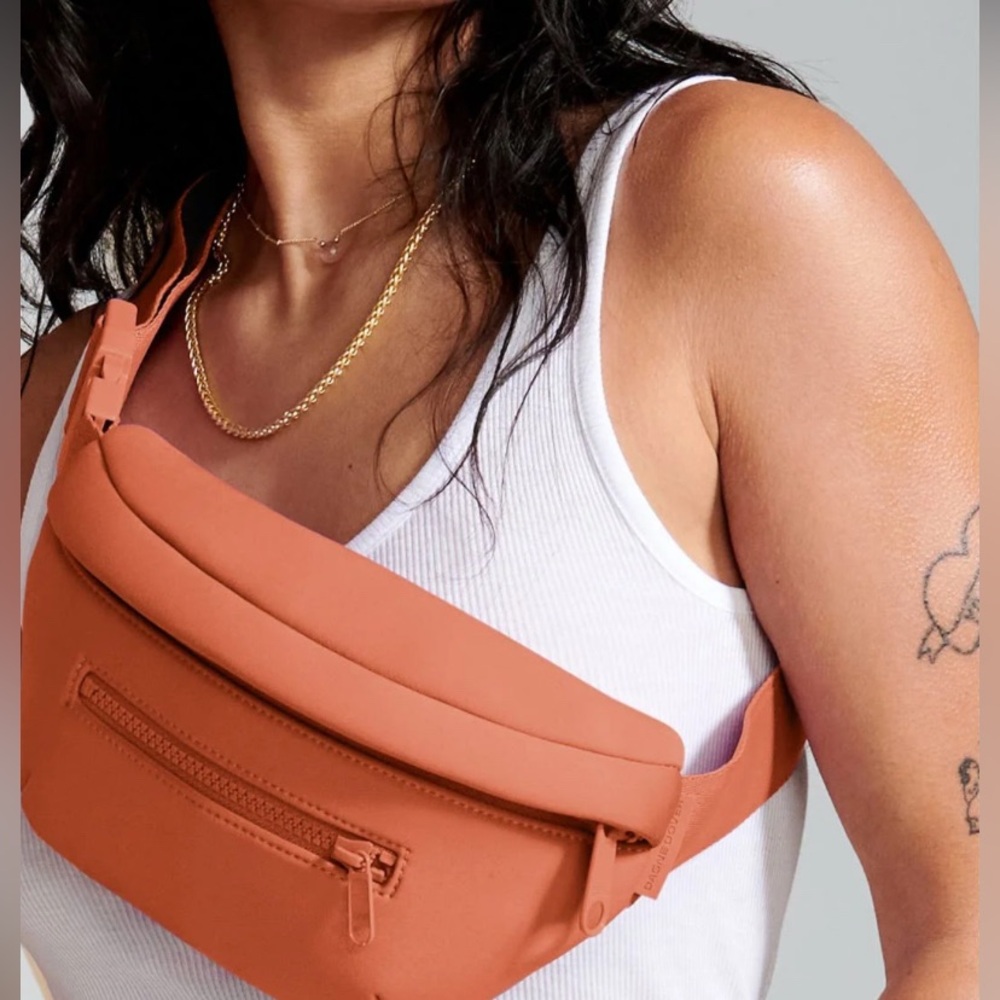 DAGNE DOVER Ace belt bag